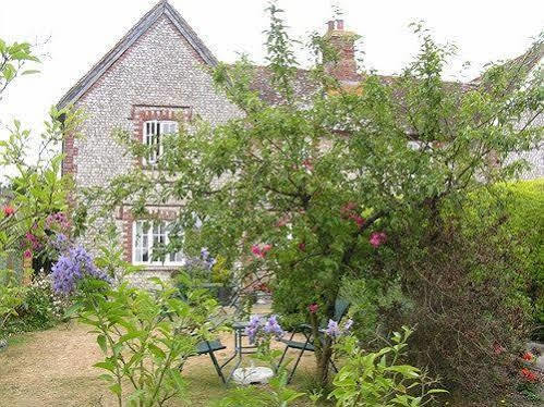 Flint Cottage ชิชิสเตอร์ ภายนอก รูปภาพ